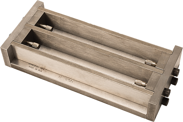 Prism Mold, Volume change tests of mortars